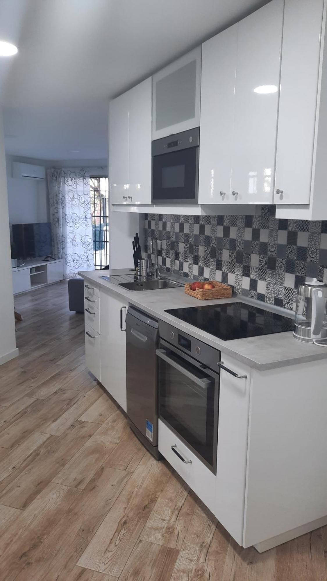 Feel At Home At Tamara Apartment - Two Steps To The Pool Torremolinos Buitenkant foto